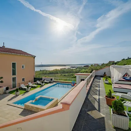 Melandura-5 By Interhome Apartmán Dinjiška