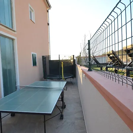 Apartmán Melandura-5 By Interhome Dinjiška